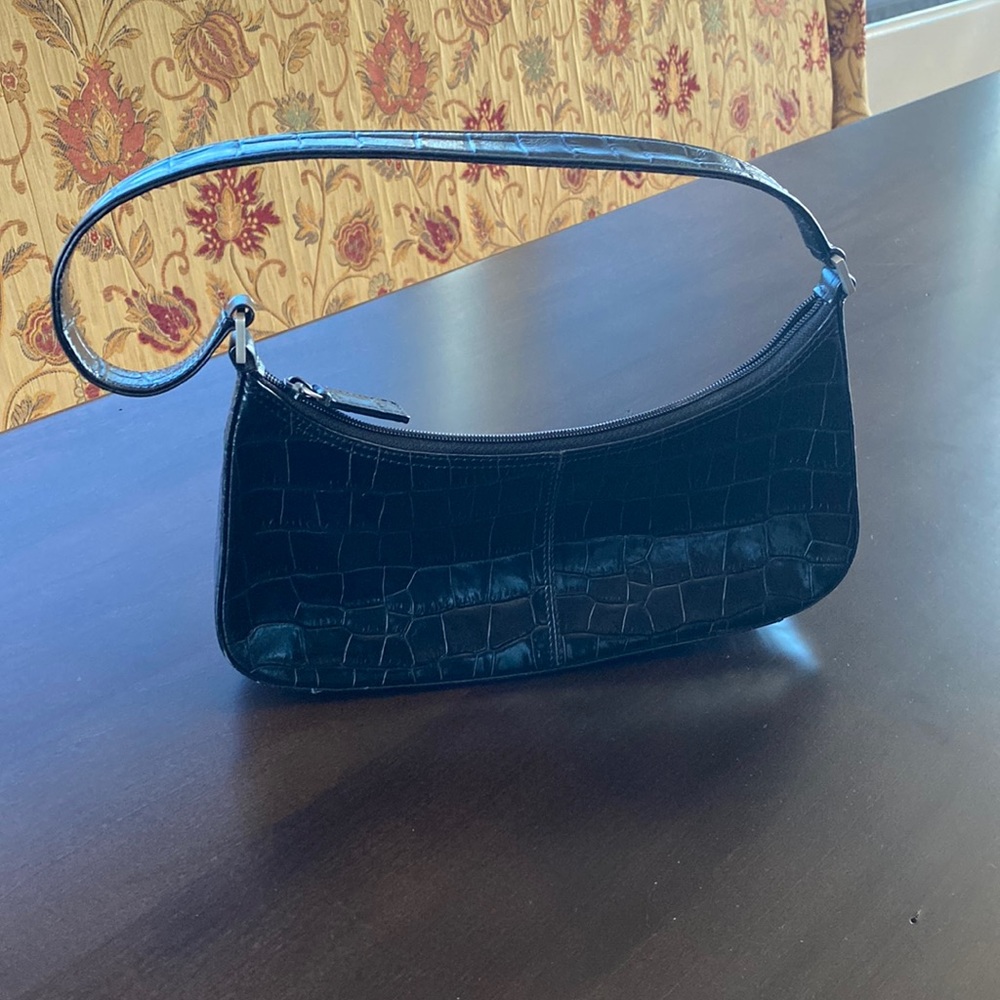 Kenneth Cole shoulder bag.